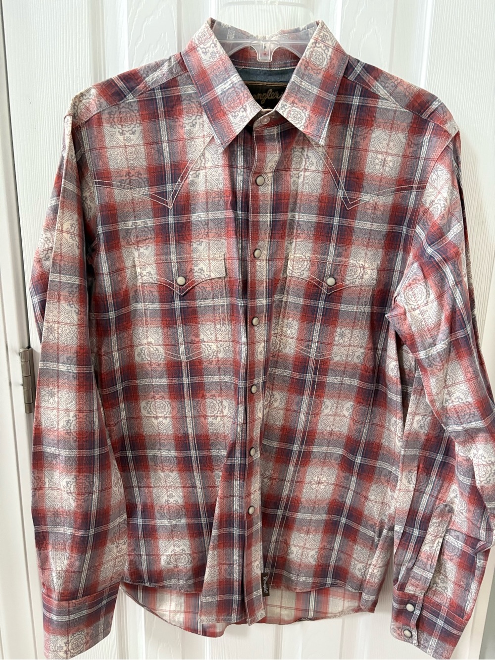 Wrangler Retro Men's Red Plaid Western Snap Shirt